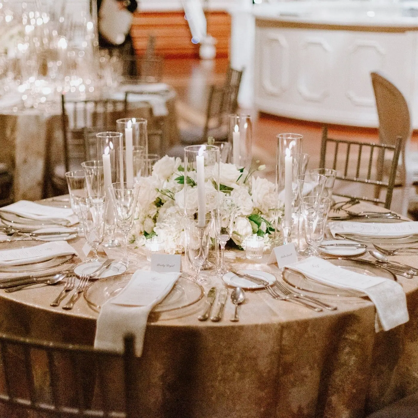 Floral design by Laurie D'Anne Events